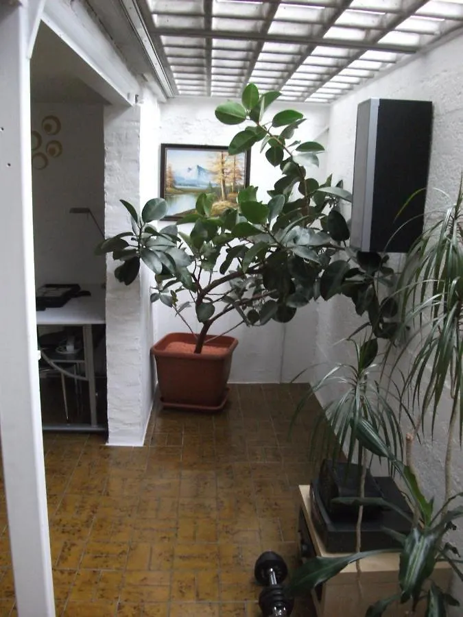 Helle Grosse Souterrainwohnung Mit Eigenem Eingang Unterhaching